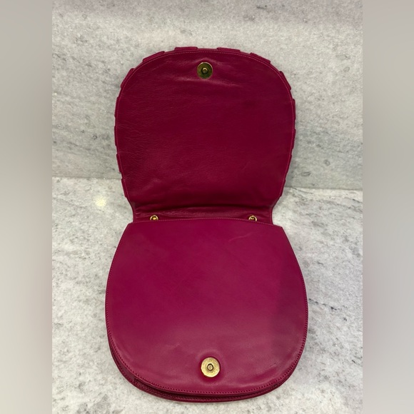 Valentino Garavani Fuchsia Saddle Bag - Picture 8 of 16